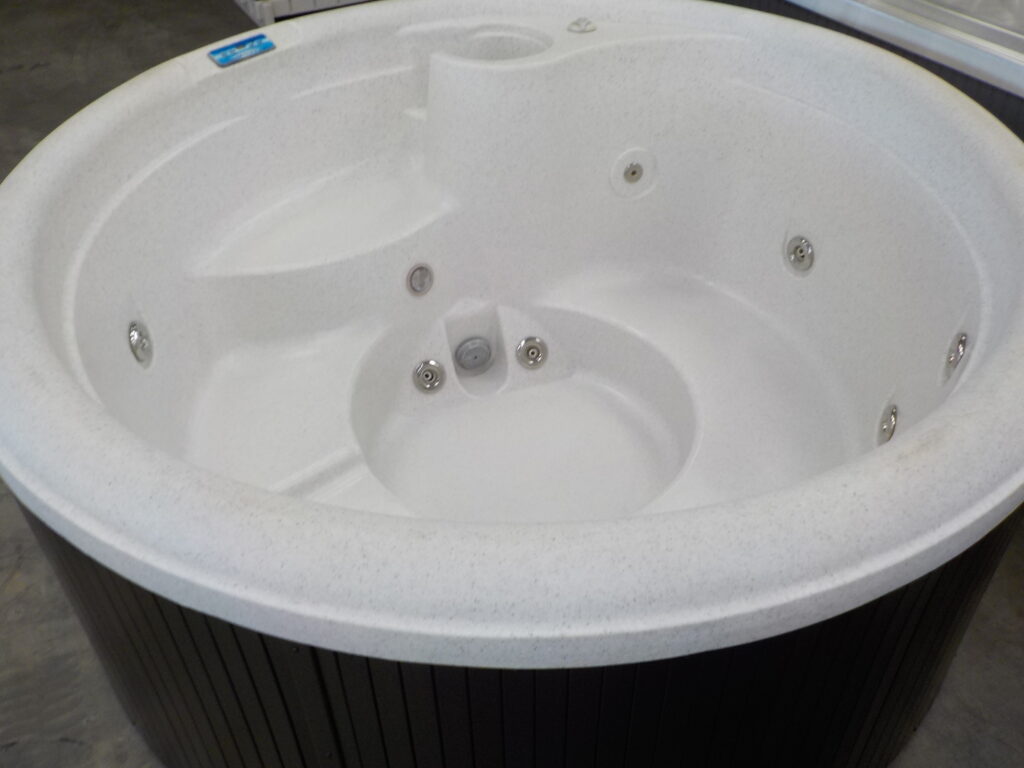 Used Hot Tubs For Sale Used Hot Tubs CA Hot Tub Deals Spa Max